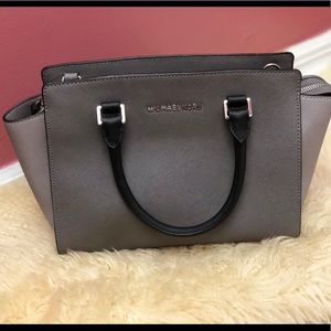 Michael Kors - Selma Bag medium